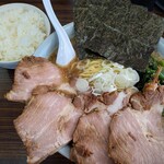 背脂煮干中華そば 二代目たかちゃんらーめん - 