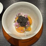 おたぎ - 昆布締め剣先イカ、馬糞雲丹、ラトビア産キャビア