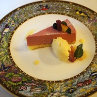 RISTORANTE REGA - フランボワーズのチーズケーキ