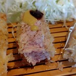 とんかつ ばんぶー - ロースカツの断面