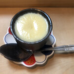 すし処 若 - かわいい茶碗蒸し。