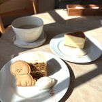 Coffee House Shaker - 