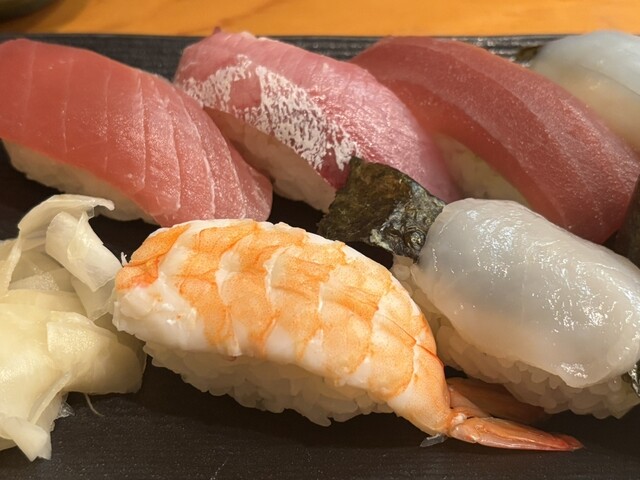 Sushi Dokoro Kohada photo 3