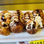 やまちゃん - たこ焼き8個で税込800円
