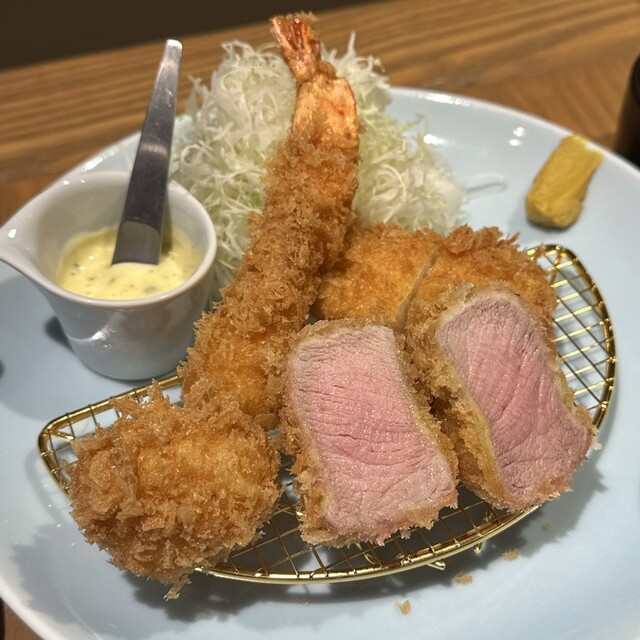 Kurumamichi Fry no Buta Fuku
