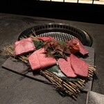 焼肉 思食 - 