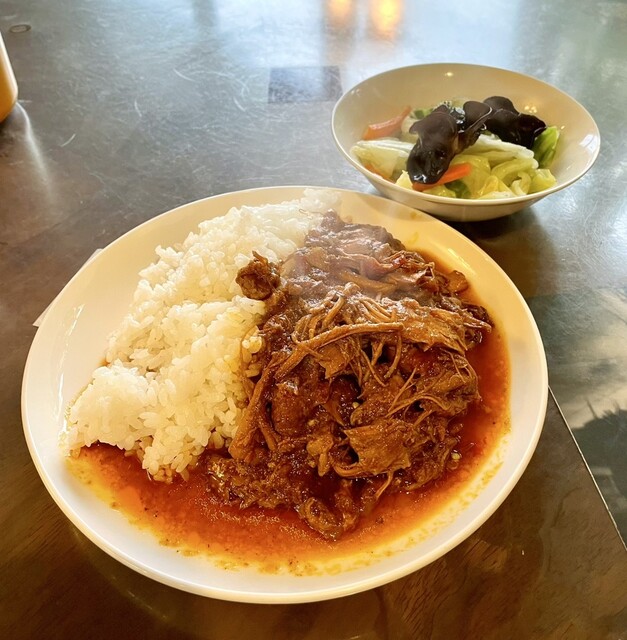 Karabato Curry photo 3