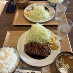 メシと喫茶 八角 - 