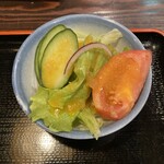 登利平 - サラダ（ランチは+100円）