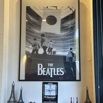 アンジュールカフェ - ビートルズが好きなのかな？