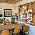 CAFE STAND PROPELLER - おしゃれな店内