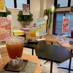 はちみつとミードのはちみつ工房 - ジュースの試飲