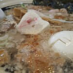 麺厨房あじさい - 特製極味（背脂）塩