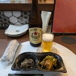 お酒と馳走 灯 - 料理写真:サッポロ赤星とお通し
