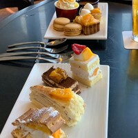 ブッフェアンドカフェ スロープサイドダイナー ザクロ - 