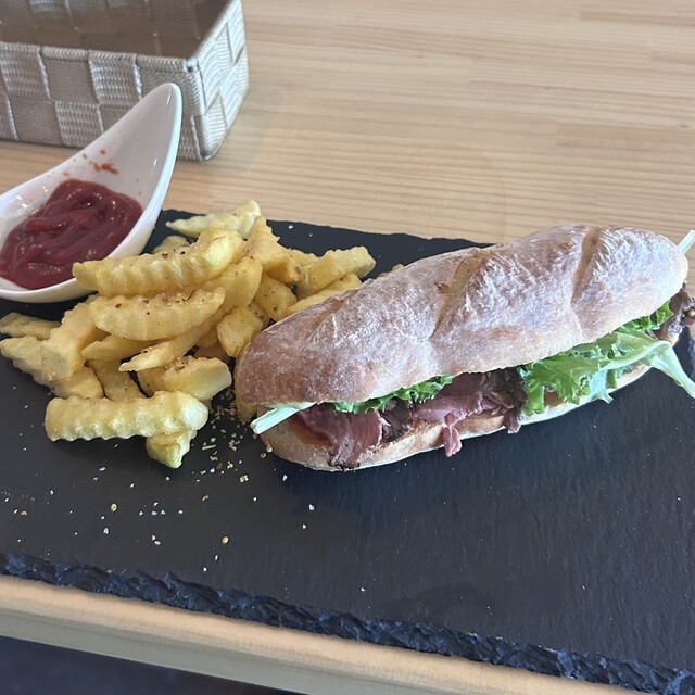 Bistro A La Maison Francais photo 3