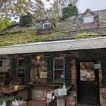 カントリーキッチン　ベーカリー  - 木々の中に建つ素敵なパン屋さん