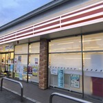 セブン-イレブン - 外観写真: