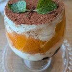 キャンベル・アーリー - 福岡県産みかんのパフェ