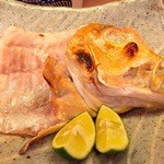 余志屋 - 鱗を取ったぐじ　プリプリなのにしっとり