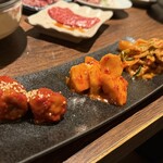 和牛ホルモン一頭買い うしはち - 