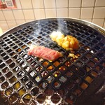 焼肉大衆酒場 真肉焼屋 - 