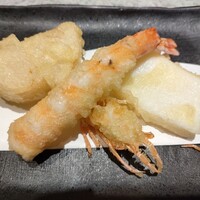 天冨良 麻布よこ田 新宿別邸 - 大根・海老・イカ