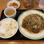 あじへい - レバニラ炒め（醤油）ランチ　¥900