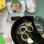 宇恵喜 - 鯛のお造り、吸い物