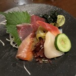 諸国地酒銘酒処 芝の浦 - 鮮魚五点盛り