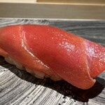 島津 - 赤身　◎◎
                                夏のとは変わり味が濃く、香り豊かになってて
                                島津くんのシャリにドンピシャ♪♪