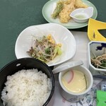 宇恵喜 - サラダ、茶碗蒸し、天ぷら