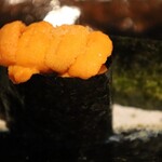 梅田 すし継 - 浜中「小川のうに」の巻き