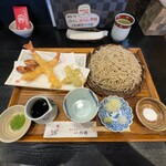 手打そば 一の梅 - 車海老天せいろ 田舎の大盛に変更