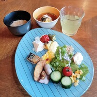 The lounge on the water - 朝食ビュッフェ