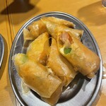 壱豚 - チョリソピーマンチーズ春巻き