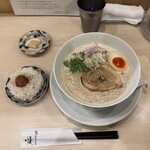 鶏白湯そば 燠 - 