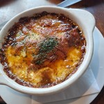 薪と炭焼き いと半 - 北総花牛の濃厚グラタン