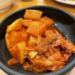 焼肉 ざんまい - キムチ盛り合わせ(カクテキと白菜だけ)