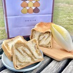 ちこり村 パン工房 - 栗きんとん生食パン・プレミアム ¥2600
                                チコリ ¥200