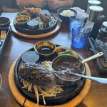 炭火ハンバーグ 肉焼き亭 - 