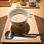 炭割烹 新谷 - じゃがいもとブラウンマッシュルームのポタージュ