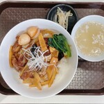 光華 - ルーローハン