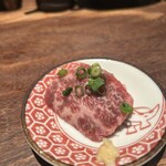 焼とりの八兵衛 - 極上霜降り馬刺し