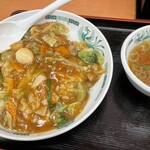 日高屋 - 料理写真:中華丼(普通盛り)680円