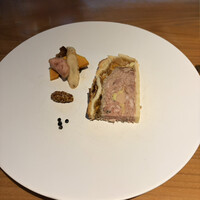 Bistro NOHGA  - パテ・アンクルート
                    ～挽き肉とフォアグラ入り冷製パイ包み焼き～