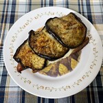 ブーランジェリー スドウ - 茄子炭焼きソーセージの豪快タルティーヌ