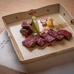 囲炉裏と炭焼き ろばた比多岐 - 