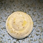 メゾン ケイ - シェーブルチーズ、ヨーグルト、ブルーベリーソルベ