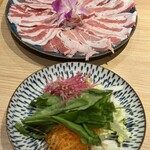 324365813 - 山形県産「米沢豚」豆乳しゃぶしゃぶ